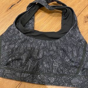 NWOT lululemon sports bra